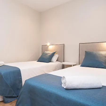 Vtz The Orus Factory - Parking Muy Economico Hotel