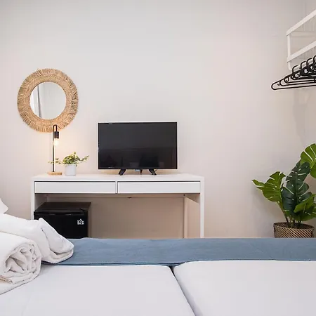 Vtz The Orus Factory - Parking Muy Economico Hotel Saragozza