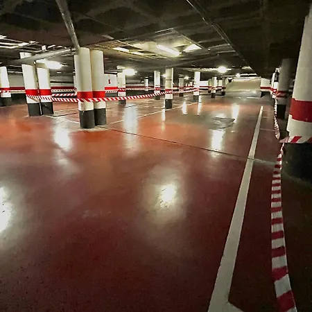 Vtz The Orus Factory - Parking Muy Economico 萨拉戈萨