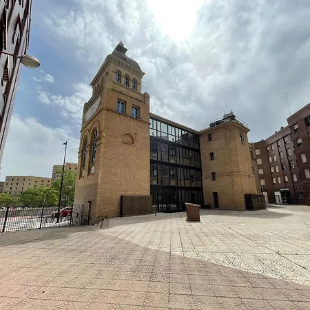 Hotel Vtz The Orus Factory - Parking Muy Económico Saragoça