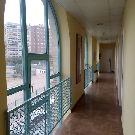 Hotel Vtz The Orus Factory - Parking Muy Economico