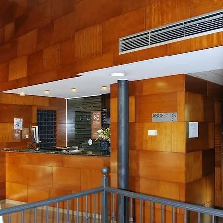 Hotel Vtz The Orus Factory - Parking Muy Economico