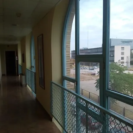 Vtz Orus Factory - Parking Muy Economico سرقسطة