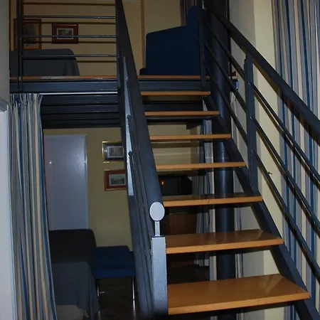 Hotel Vtz Orus Factory - Parking Muy Economico 2*