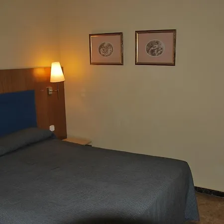 Vtz The Orus Factory - Parking Muy Economico Hotel 2*