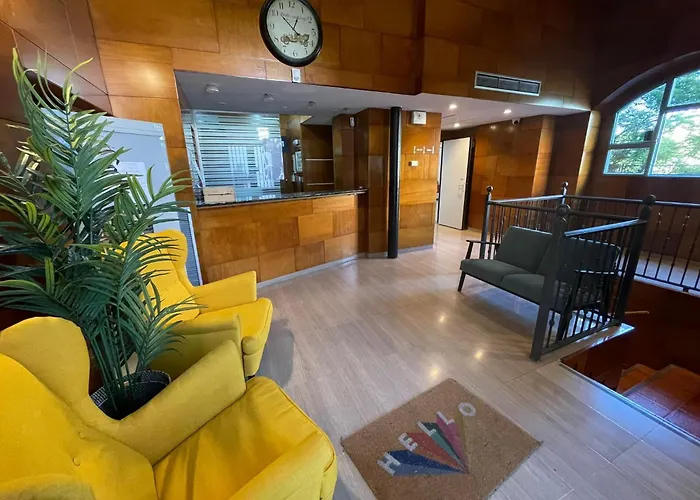 Vtz The Orus Factory - Parking Muy Economico Hotel Saragozza