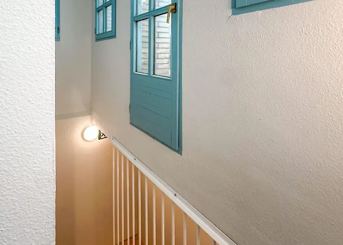 Vtz The Orus Factory - Parking Muy Economico Hotel 2*