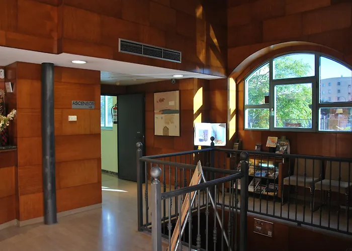 Hotel Vtz The Orus Factory - Parking Muy Economico Saragossa