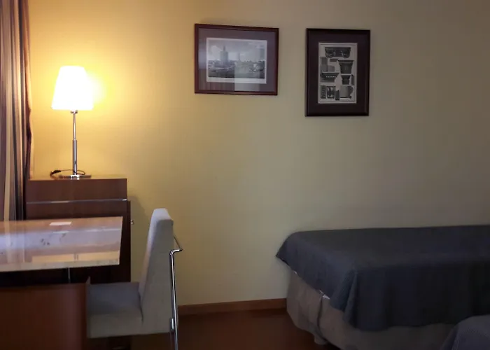 Vtz The Orus Factory - Parking Muy Economico سرقسطة