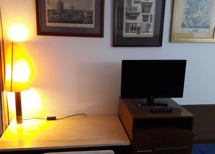 Hotel Vtz The Orus Factory - Parking Muy Economico Saragozza