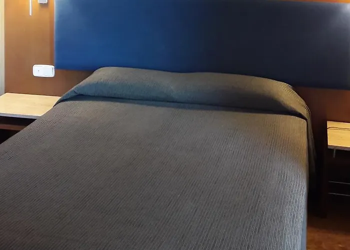 Vtz The Orus Factory - Parking Muy Economico سرقسطة